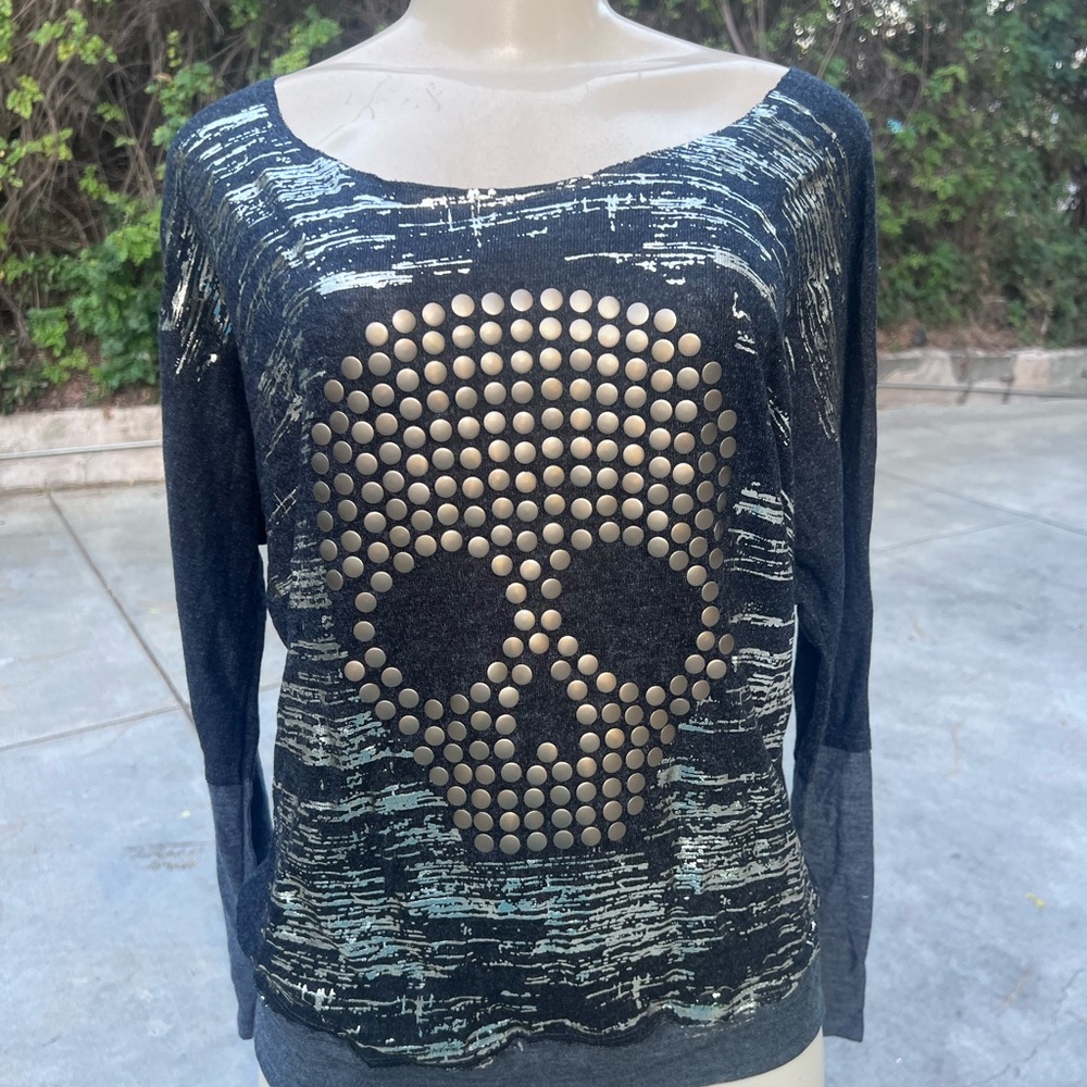 Studded Skull Graphic long sleeve top